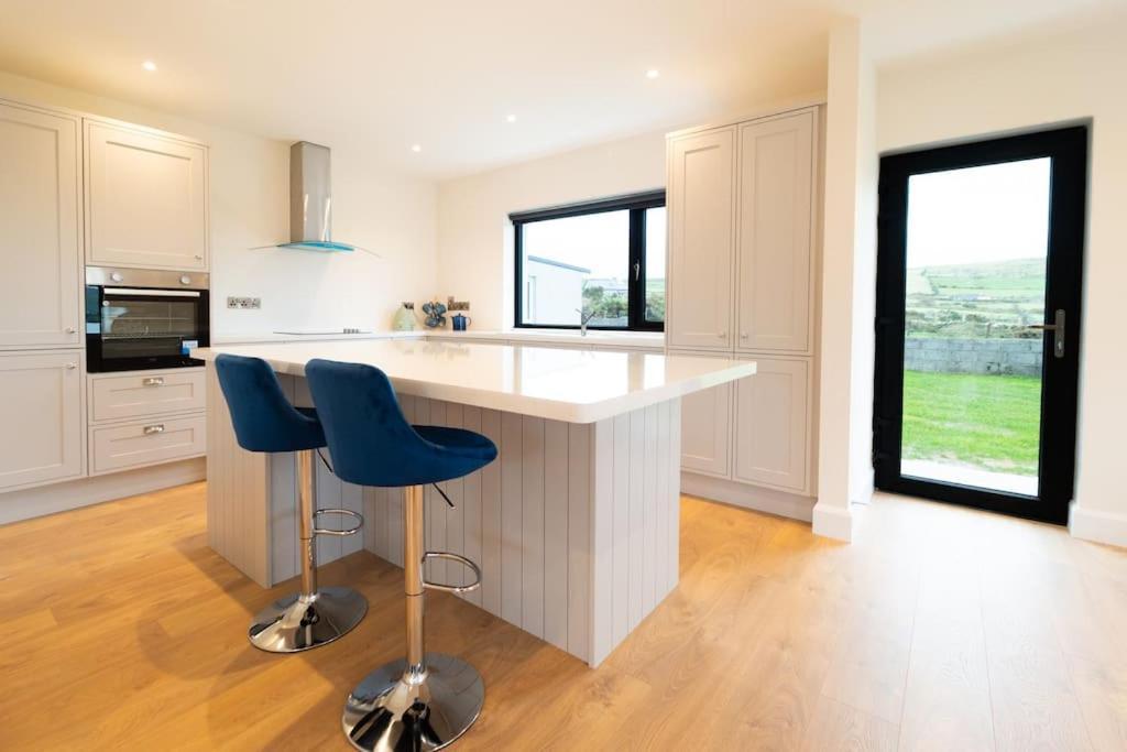 Dingle Way Rest ,Luxury Holiday Home Exterior photo