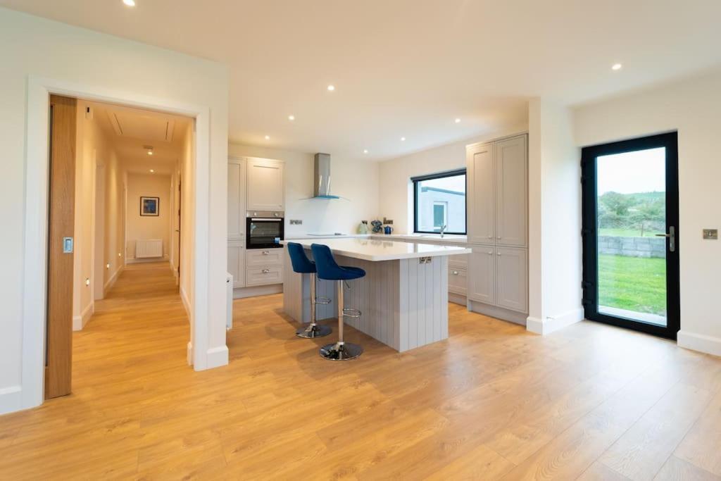 Dingle Way Rest ,Luxury Holiday Home Exterior photo